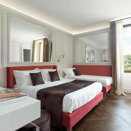 알베르고 치우사렐리 호텔 시에나