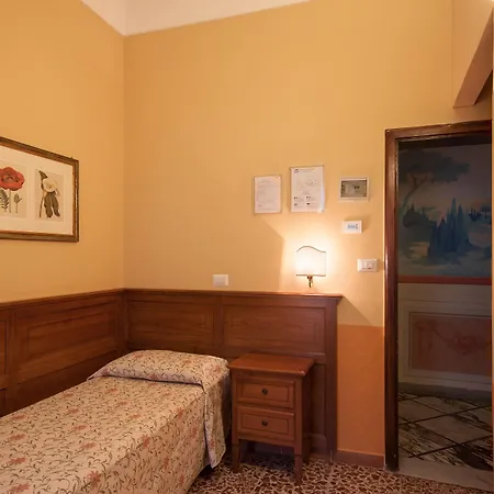 فندق Chiusarelli سيينا