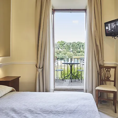 Готель Chiusarelli Сієна